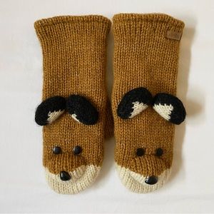 Delux Adult Fox Mittens